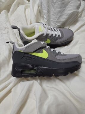Nike Air Max 90 Kids Gray Sneakers with Neon Yellow Swoosh